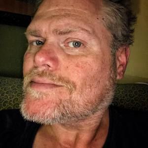 Meet your Posher, Scott